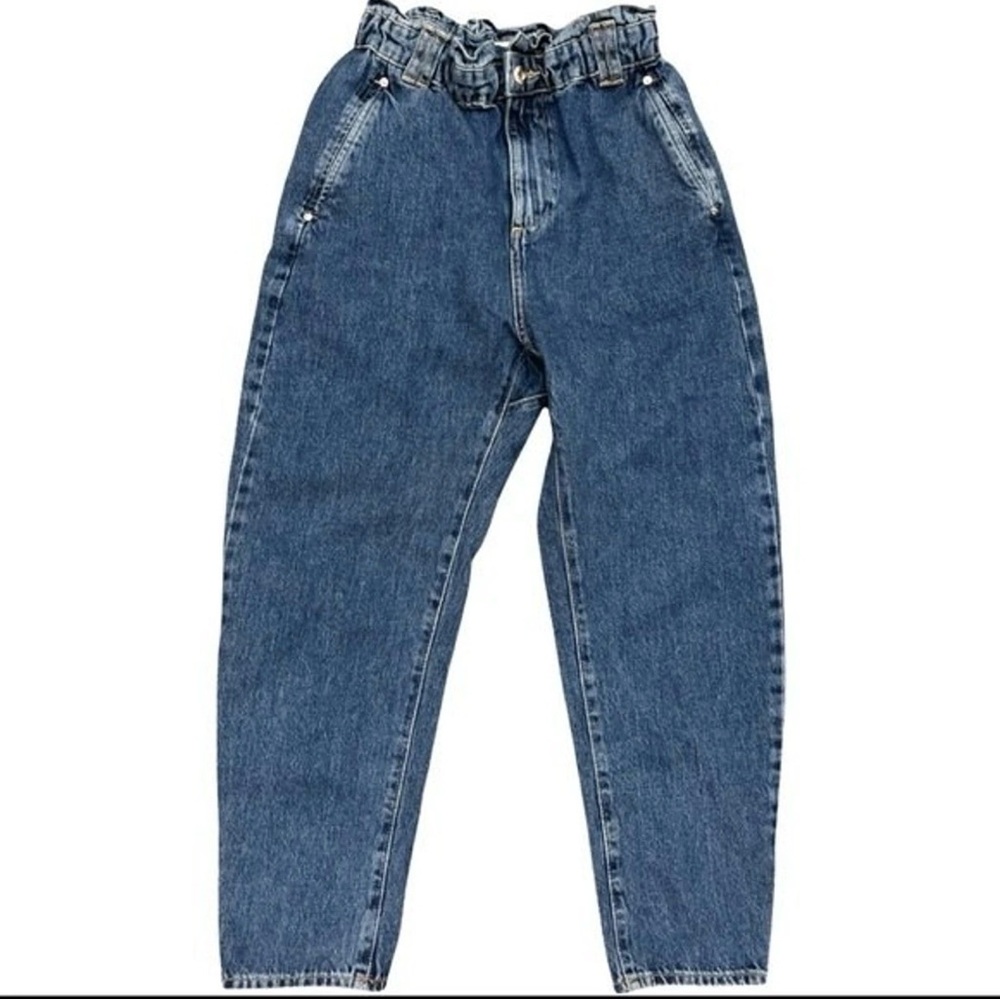 PRE-OWNED - Zara Paper Bag High Wasted Tapered Leg Mom Jeans - Size 4